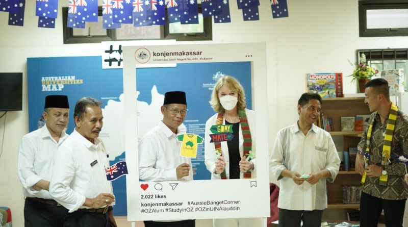 Konjen Australia Launching Aussie Banget Corner UIN Alauddin Makassar